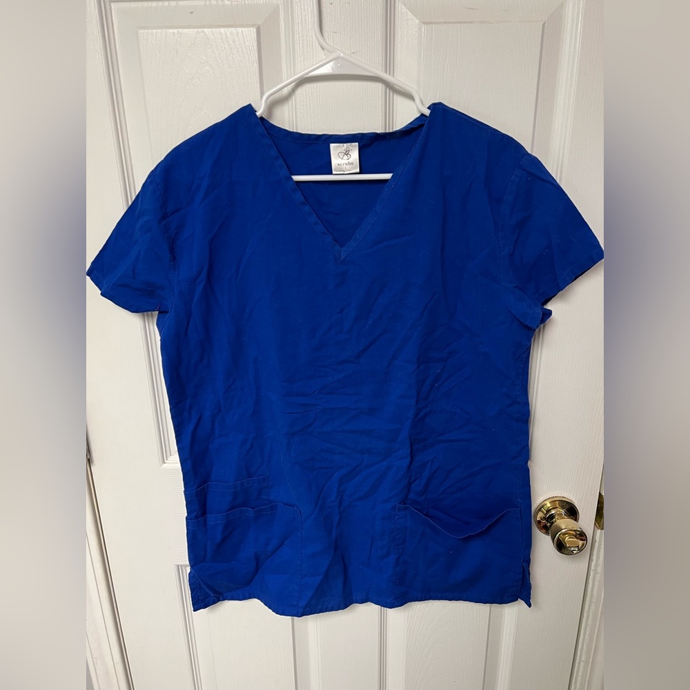 Scrub Top